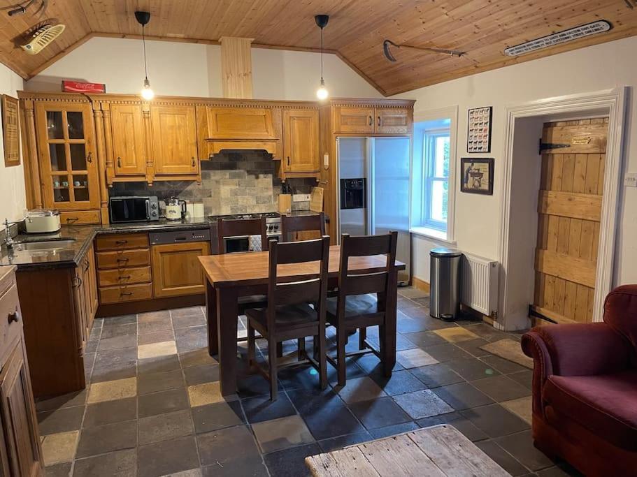 Donegal Town John The Mills Cottage Spahot Tub Private Beach מראה חיצוני תמונה